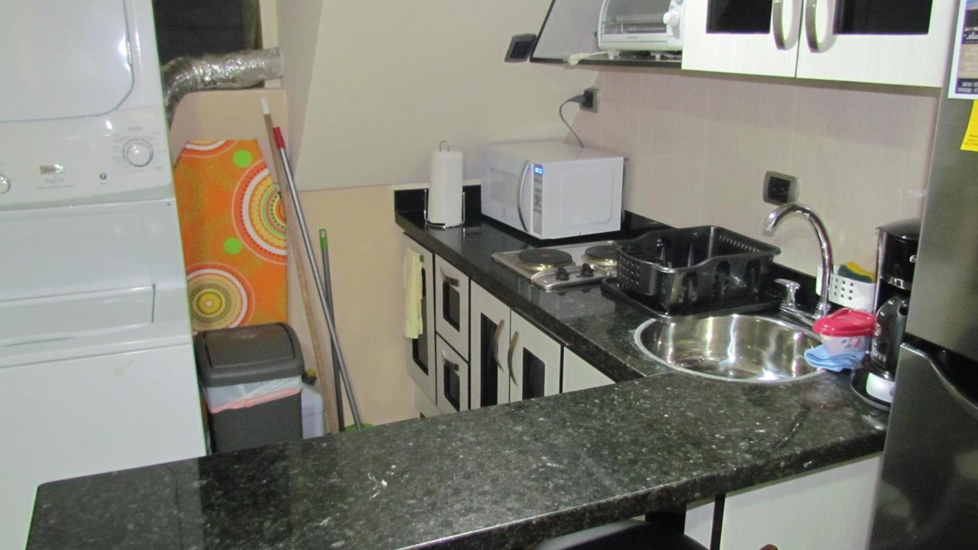Apartamentos En El Poblado Меделин Екстериор снимка