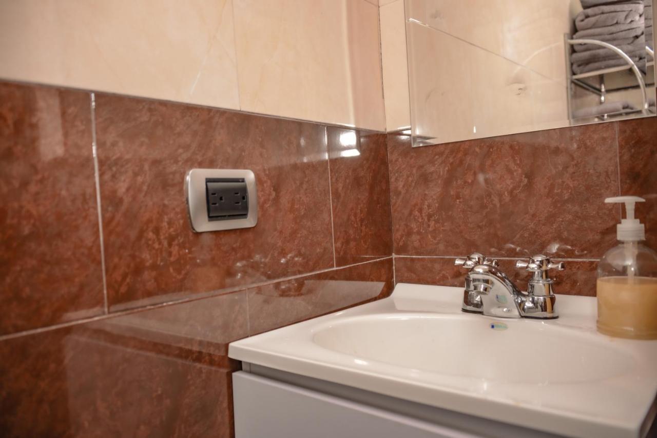 Apartamentos En El Poblado Меделин Екстериор снимка